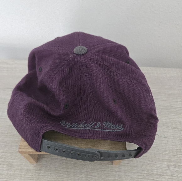 Los Angeles Lakers Mitchell & Ness NBA hat snapback cap Purple Mens One Size Fit - Picture 3 of 9